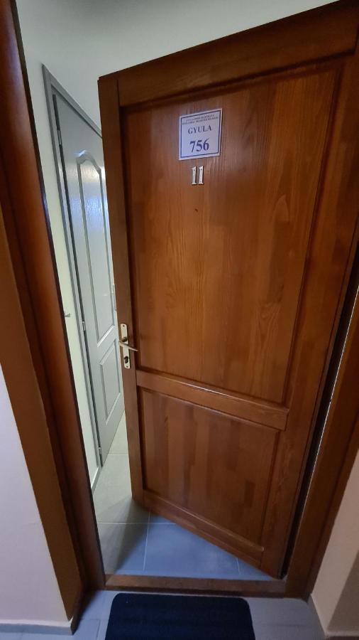 Gyulai-Fuerdo-Apartman Ii. Esterno foto