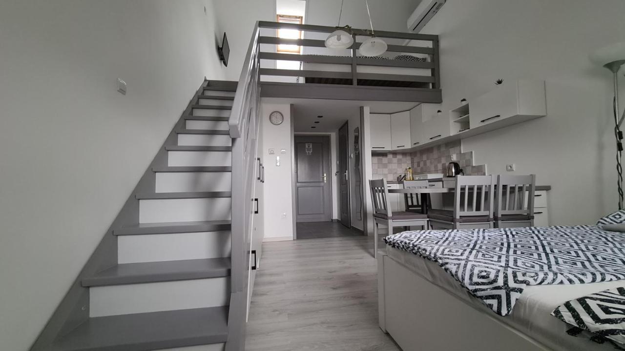 Gyulai-Fuerdo-Apartman Ii. Esterno foto
