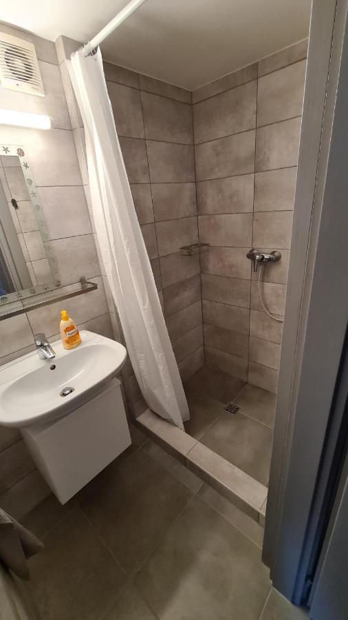 Gyulai-Fuerdo-Apartman Ii. Esterno foto