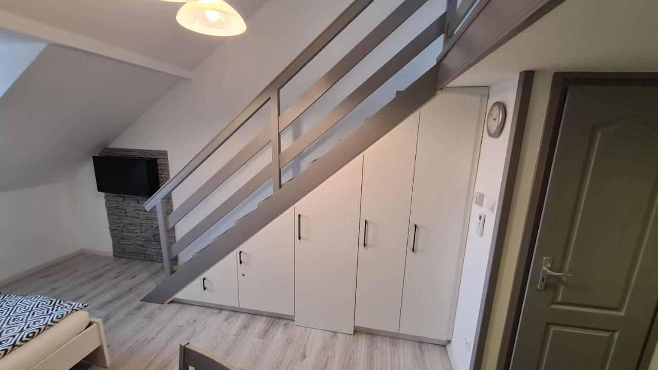 Gyulai-Fuerdo-Apartman Ii. Esterno foto