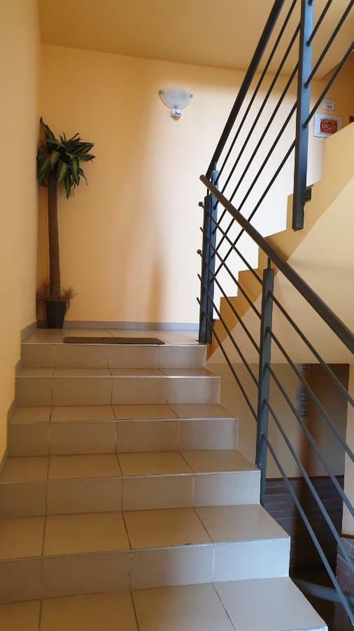 Gyulai-Fuerdo-Apartman Ii. Esterno foto